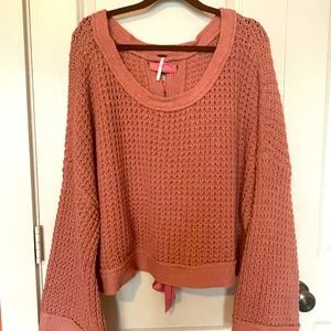 NWOT oversized waffle knit sweater